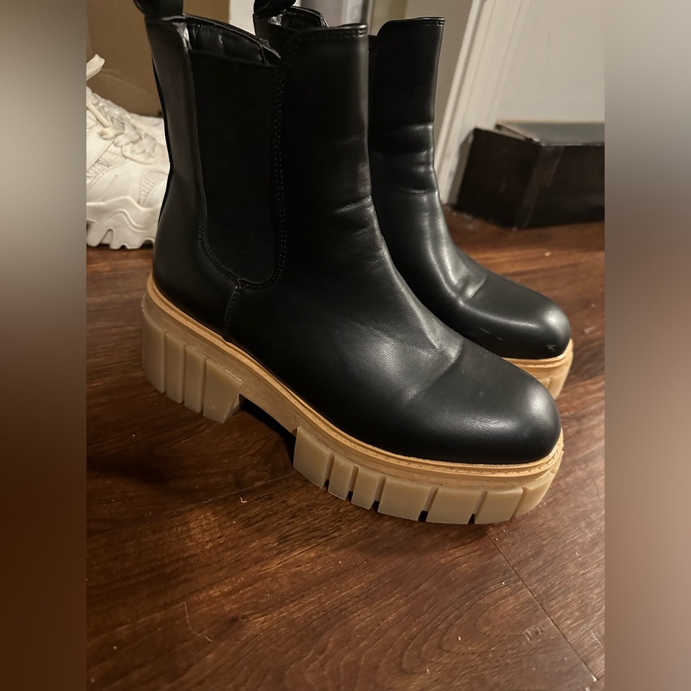 Black Boots